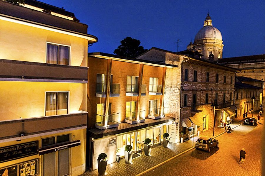 Dal Moro Gallery Hotel Assisi Luaran gambar